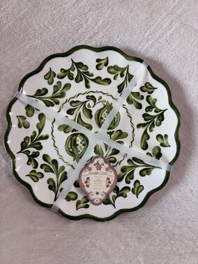 NWT Shabby Chic Green Leaf Scalloped Salad Plates Set of 4